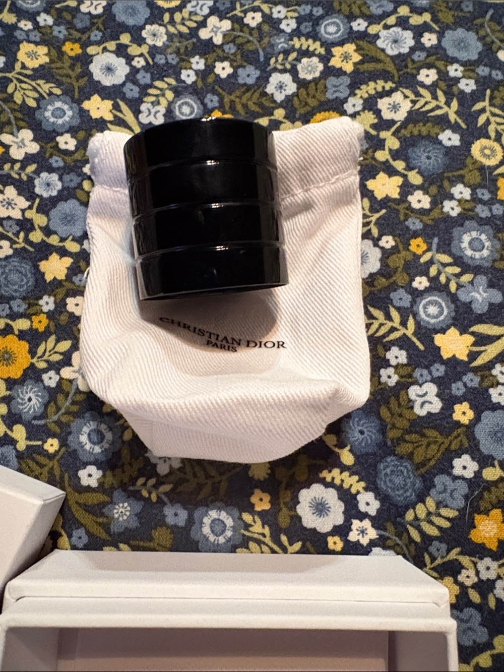 Christian Dior La Collection Privée Black Top for Perfume